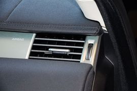 2014款路虎揽胜极光2.0T