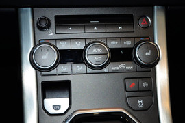 2014款路虎揽胜极光2.0T