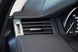 2014款路虎揽胜极光2.0T