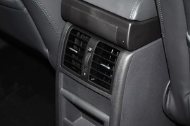 2013款大众途安1.4T手动舒适版5座