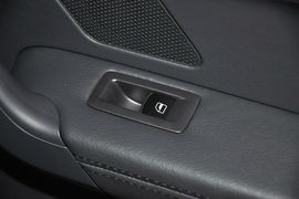 2013款大众途安1.4T手动舒适版5座