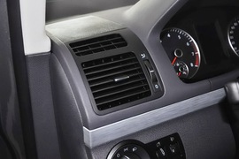 2013款大众途安1.4T手动舒适版5座