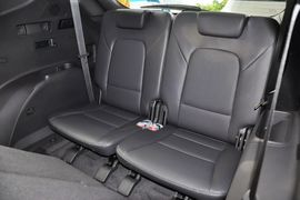 2013款现代全新胜达2.4L自动四驱尊贵型