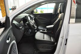 2013款现代全新胜达2.4L自动四驱尊贵型