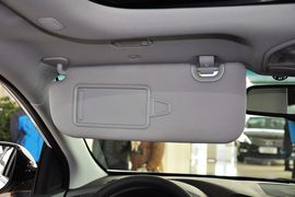 2013款现代全新胜达2.4L自动四驱尊贵型