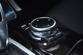 2014款宝马535Li豪华设计套装