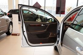 2012款大众迈腾旅行轿车2.0TSI