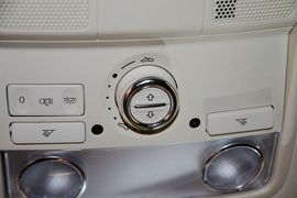 2012款大众迈腾旅行轿车2.0TSI