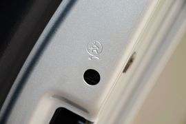 2013款大众捷达1.4L手动时尚型