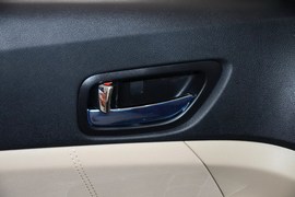 2014款长安逸动1.6L手动豪华型