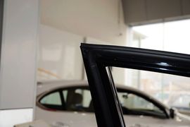 2014款长安逸动1.6L手动豪华型