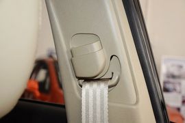 2014款长安逸动1.6L手动豪华型
