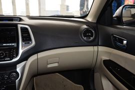 2014款长安逸动1.6L手动豪华型
