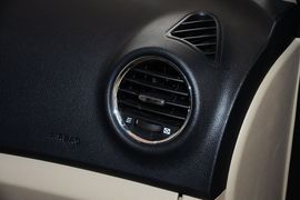 2014款长安逸动1.6L手动豪华型