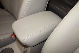 2014款长安逸动1.6L手动豪华型