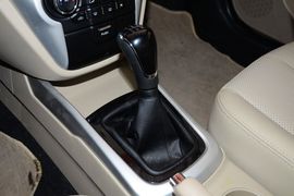 2014款长安逸动1.6L手动豪华型