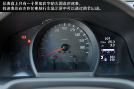 2014款郑州日产NV200CVT尊贵型