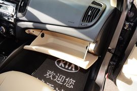 2014款起亚福瑞迪1.6L