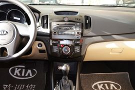 2014款起亚福瑞迪1.6L