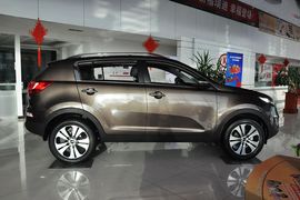 2014款起亚智跑2.0L自动两驱