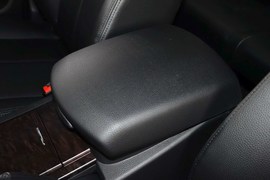 2014款荣威W5
