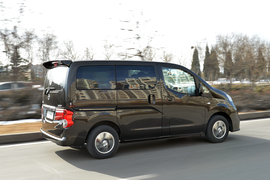 2014款郑州日产NV200CVT尊贵型