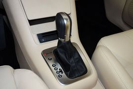 2013款大众途观1.8TSI手自一体四驱豪华版