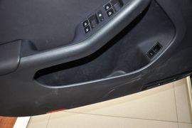 2014款大众速腾1.6L自动舒适型