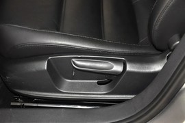 2014款大众速腾1.6L自动舒适型