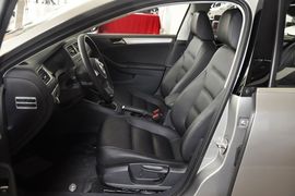 2014款大众速腾1.6L自动舒适型