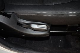 2012款长安奔奔mini