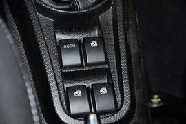 2012款长安奔奔mini