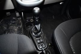 2012款长安奔奔mini