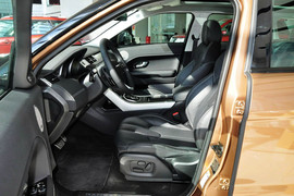 2014款路虎揽胜极光2.0T