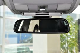 2014款路虎揽胜极光2.0T