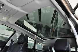 2014款路虎揽胜极光2.0T
