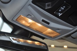2014款路虎揽胜极光2.0T