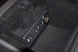 2014款路虎揽胜极光2.0T