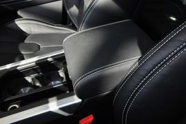 2014款路虎揽胜极光2.0T