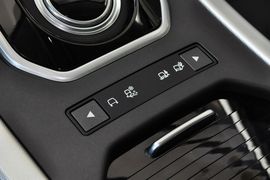 2014款路虎揽胜极光2.0T