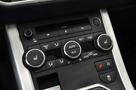 2014款路虎揽胜极光2.0T