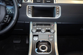 2014款路虎揽胜极光2.0T