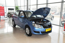 2014款斯柯达晶锐1.4L手动晶致版