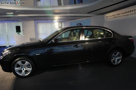 2009款宝马520Li领先型外观实拍