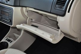 2014款斯柯达晶锐1.4L手动晶致版