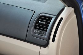 2014款斯柯达晶锐1.4L手动晶致版