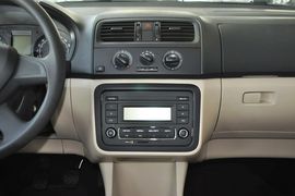 2014款斯柯达晶锐1.4L手动晶致版