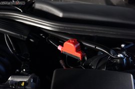 2009款宝马520Li领先型外观实拍