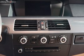 2009款宝马520Li领先型内饰实拍