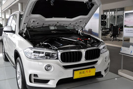 全新宝马X5到店实拍